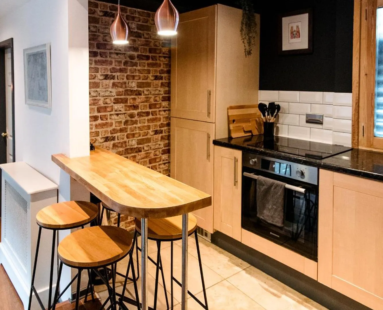 Unique, Stylish And Secluded Home, With Parking In The Heart Of Historic 요크 영국